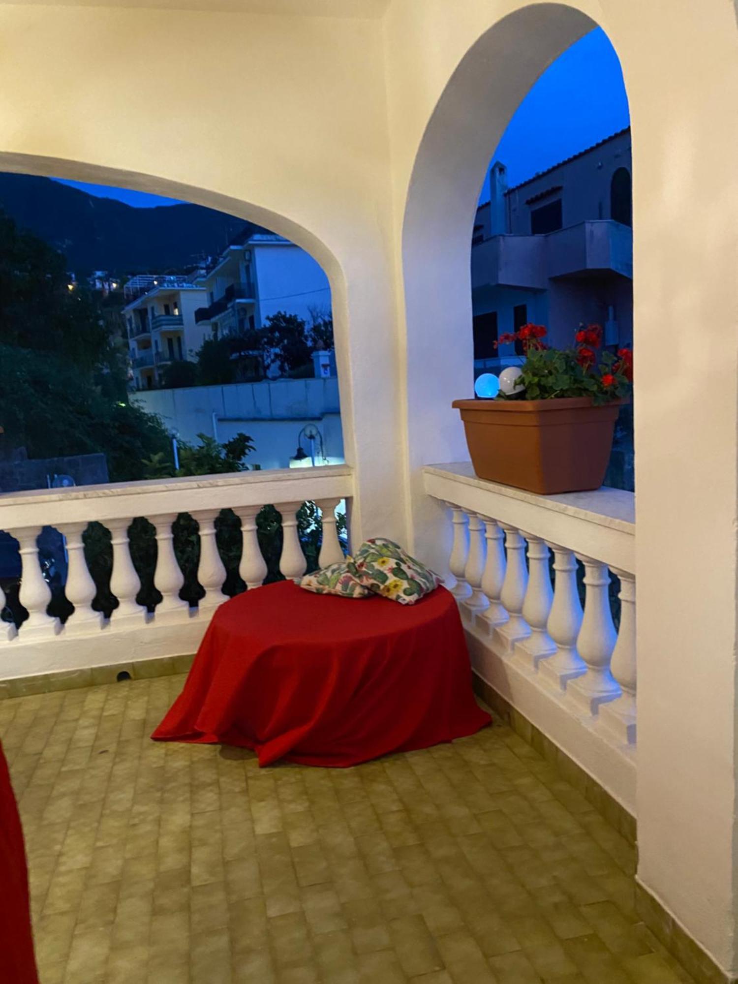 Villa Martina Suite Apartament Lacco Ameno  Eksteriør billede